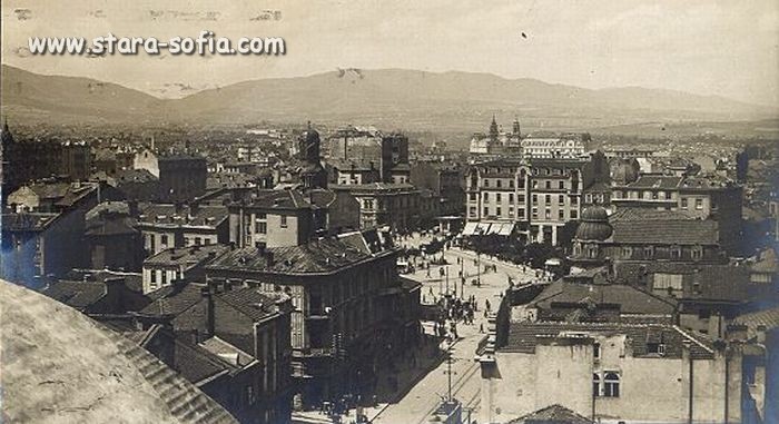 Булевард Дондуков - Панорама към площад Света Неделя; Стара София в снимки