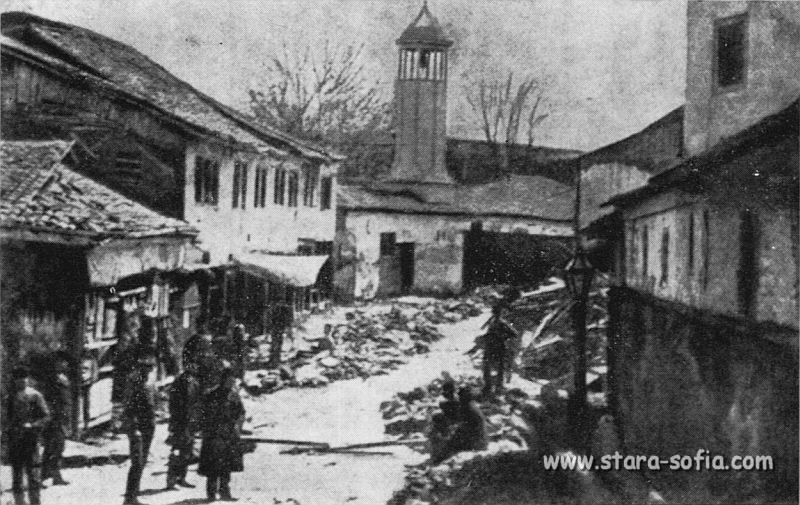 Следосвобожденска София - Църквата
"Свети Никола Мали" при Касапската чаршия - Стара
София в снимки